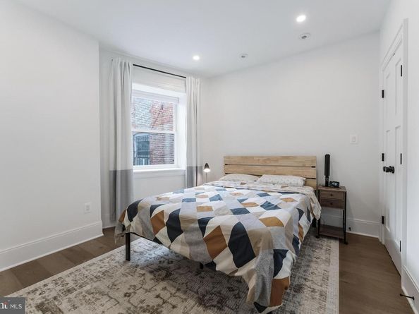 3317 16TH Street NW 2, Washington DC 20010