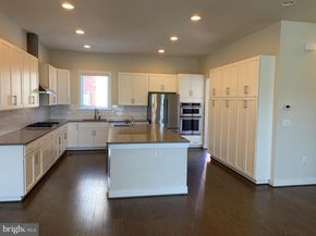 1820 Potomac Avenue, Alexandria VA 22301