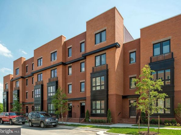 1820 Potomac Avenue, Alexandria VA 22301