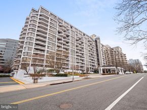1530 Key Blvd. 326, Arlington VA 22209
