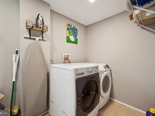 6833 Musgrave Street, Philadelphia PA 19119