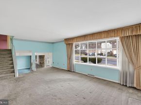 523 Wigard Avenue, Philadelphia PA 19128