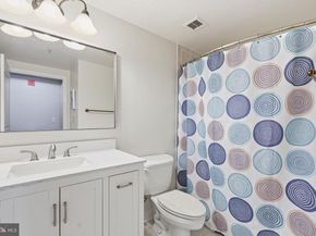7111 Woodmont Avenue 518, Bethesda MD 20815