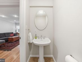 2261 12TH Street NW, Washington DC 20009