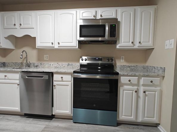 503 Florida Avenue 203, Herndon VA 20170