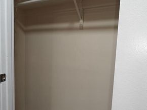 503 Florida Avenue 203, Herndon VA 20170