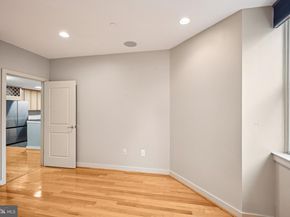 111 S 15TH Street 2008, Philadelphia PA 19102