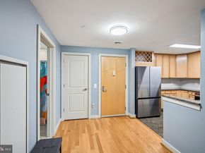 111 S 15TH Street 2008, Philadelphia PA 19102