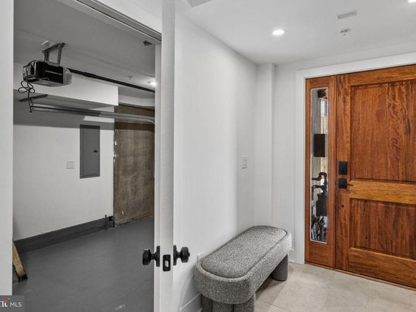 749 N Capitol Street, Philadelphia PA 19130