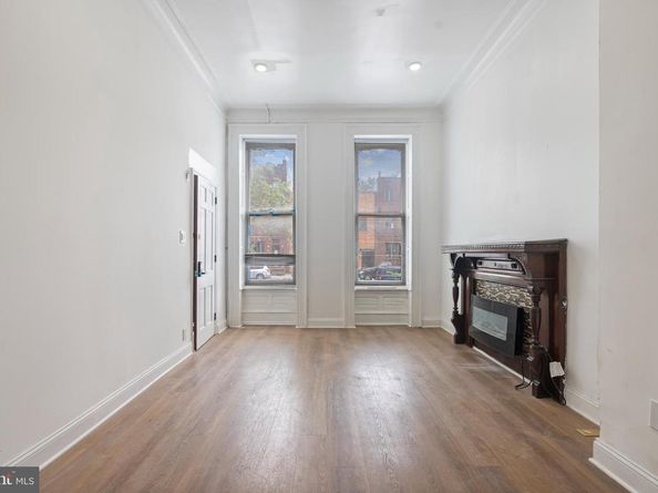 1618 S Broad Street, Philadelphia PA 19145