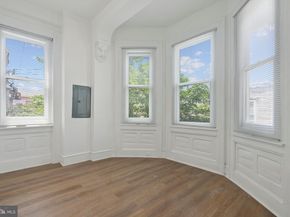 1618 S Broad Street, Philadelphia PA 19145