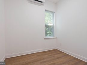 1618 S Broad Street, Philadelphia PA 19145