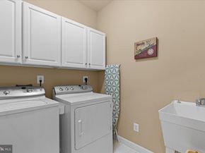 6424 Recreation Lane, Falls Church VA 22041