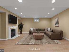 6424 Recreation Lane, Falls Church VA 22041