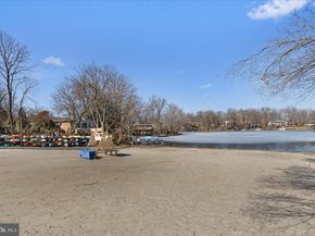 6424 Recreation Lane, Falls Church VA 22041