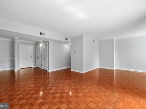 803 N Howard Street 252, Alexandria VA 22304