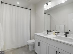 3112 Pierview Lane, Philadelphia PA 19125