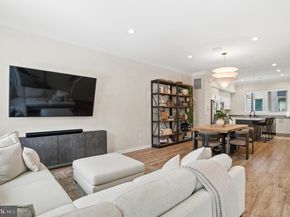 3112 Pierview Lane, Philadelphia PA 19125