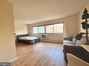 2101 Chestnut Street 607, Philadelphia PA 19103
