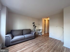 2101 Chestnut Street 607, Philadelphia PA 19103
