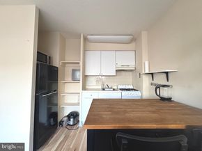 2101 Chestnut Street 607, Philadelphia PA 19103
