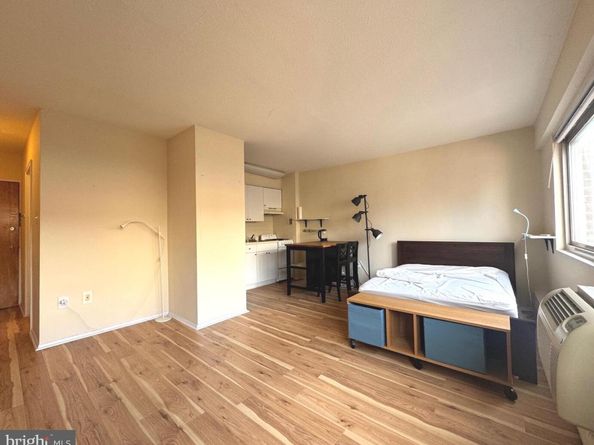 2101 Chestnut Street 607, Philadelphia PA 19103
