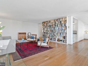 800 25TH Street NW 1002, Washington DC 20037