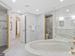 800 25TH Street NW 1002, Washington DC 20037
