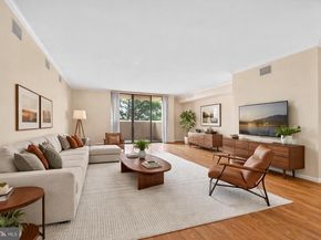 1101 S Arlington Ridge Road 504, Arlington VA 22202