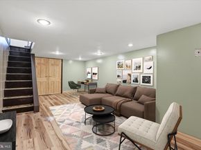 2407 S Warnock Street, Philadelphia PA 19148