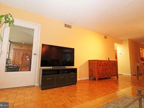 19 Rock Hill Road 3D, Bala Cynwyd PA 19004