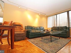 19 Rock Hill Road 3D, Bala Cynwyd PA 19004