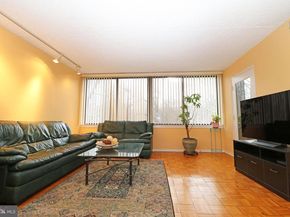 19 Rock Hill Road 3D, Bala Cynwyd PA 19004
