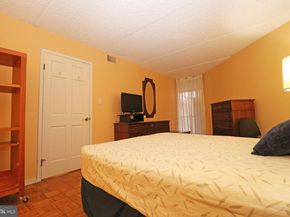 19 Rock Hill Road 3D, Bala Cynwyd PA 19004