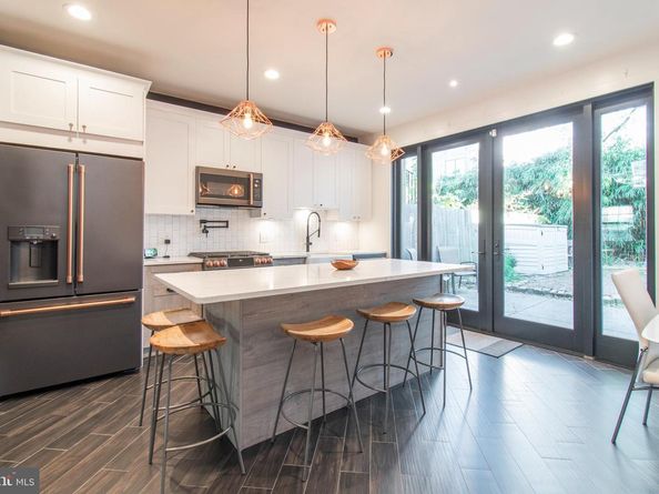 222 Richmond Street, Philadelphia PA 19125