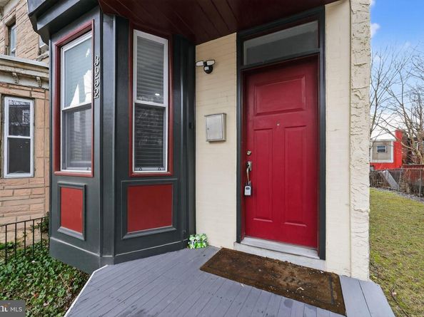 3952 Melon Street, Philadelphia PA 19104
