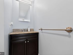 3952 Melon Street, Philadelphia PA 19104