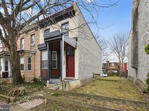 3952 Melon Street, Philadelphia PA 19104