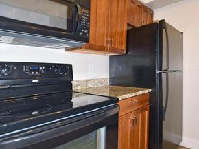 35 14TH Street NE 35, Washington DC 20002