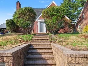 5610 Houghton Street, Philadelphia PA 19128