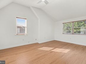 5610 Houghton Street, Philadelphia PA 19128