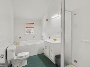 5610 Houghton Street, Philadelphia PA 19128