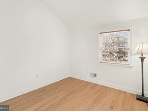 5610 Houghton Street, Philadelphia PA 19128