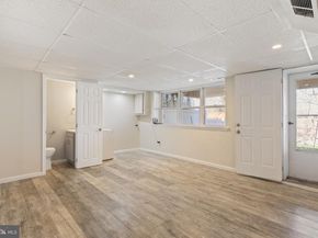 11804 Basile Road, Philadelphia PA 19154