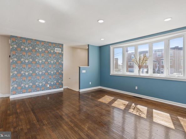 11804 Basile Road, Philadelphia PA 19154