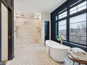 7519 Ridge Avenue 301, Philadelphia PA 19128