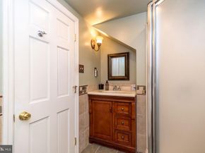 534 Pinney Road, Huntingdon Valley PA 19006