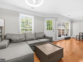 21843 Baldwin Square 301, Sterling VA 20164