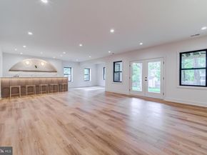 903 Lauren Lane SE, Vienna VA 22180