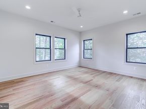 903 Lauren Lane SE, Vienna VA 22180